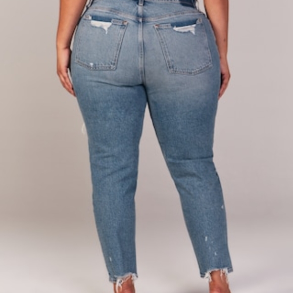 Abercrombie | Curve Love Mom Jeans - Picture 8 of 8